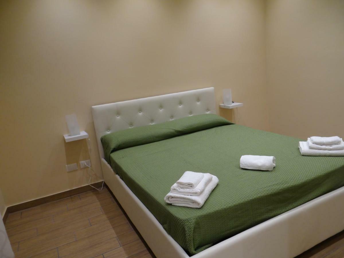 Montecarlo Palace Bed & Breakfast Палермо Екстериор снимка